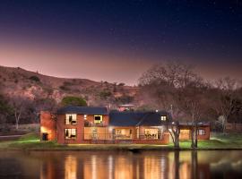 Riverhorse Lodge，位于拉塞利亚拉塞利亚国际机场 - HLA附近的酒店