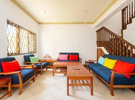 Serene 4BR Villa in Shanzu-Mombasa，位于杉祖的酒店