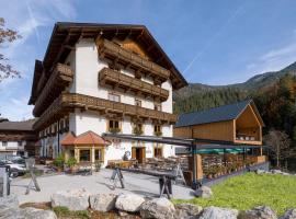 哈斯霍夫泽博斯特酒店，位于辛特利斯的酒店