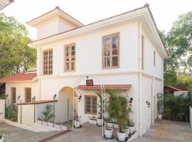 LohonoStays Colina Villa E，位于瓦加托的酒店