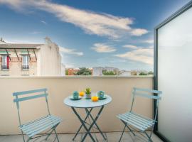 Carré d'As - Appartement de standing，位于勒布尔热的酒店