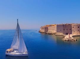 Dubrovnik Luxury Sailing，位于杜布罗夫尼克的酒店