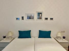 Ana's Beach House - Porto Santo，位于圣港的酒店