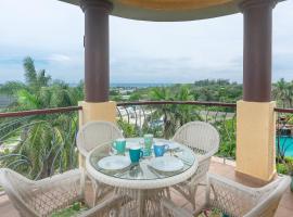Pineapple Villa 442 condo，位于罗阿坦的酒店