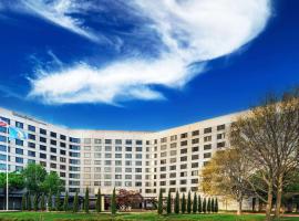 DoubleTree by Hilton Tulsa - Warren Place，位于塔尔萨的酒店