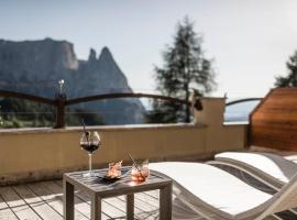 Hotel Rosa Eco Alpine Spa，位于阿尔卑斯休斯山的酒店
