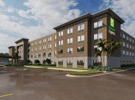 Holiday Inn Express Cape Canaveral, an IHG Hotel，位于卡纳维拉尔角的酒店