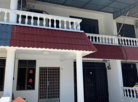 Pangkor Island Seaside @ 4 rooms Homestay，位于卡庞帕斯班伽克的酒店