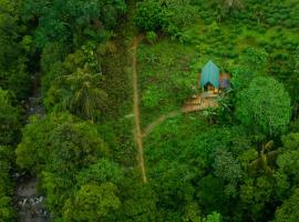 Rainforest cabin，位于代尼耶耶的酒店