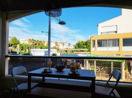 Appartement centre port Cap d'Agde，位于阿格德角的度假短租房