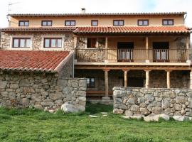 Casa Rural La Tablilla y La Terraza，位于Navalperal de Tormes的家庭/亲子酒店