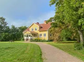 Nice Home In Tranås With Wifi