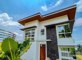Caliraya Heights Resorts and Events Place，位于Halang的酒店