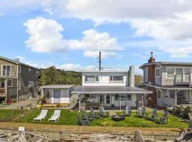 New DRIFTWOOD SHORES ROAD HOUSE CAMANO