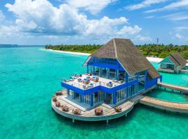 Ifuru Island Maldives - FREE Return Domestic Flight for 2 with a minimum 5-night stay until Nov 2025，位于鲁阿环礁的酒店