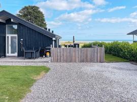 6 person holiday home in Hadsund，位于Haslevgårde的酒店