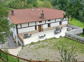 Ondarbaso Apartamentos Rurales III，位于泽斯托亚的酒店