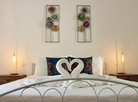 Terrace- Walk to Porta Reale and Cafes - La Casa della Pietra - Near Wine Tasting