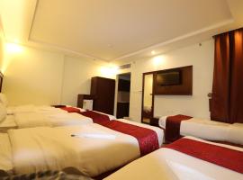 Aayan Gulf Hotel for Hotel Rooms- Close to free bus station，位于麦加Al Aziziyah的酒店