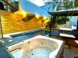 Loft Estilo & Diseño Lujoso y Amplio, Alberca y Terraza con Asador, Area Fitness "CUERNAVACA SOMOS EL ÚNICO ALOJAMIENTO EN OFRECERTE 2 JACUZZIS PREMIUM PARA TU USO PERSONAL Y EXCLUSIVO CON AGUA CALIENTE Y SISTEMA DE HIDROMASAJE, TIPO SPA 5 ESTRELLAS"