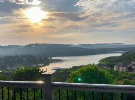 Lake View! Walk-In 3 BR Condo - Outdoor Pool - FREE TICKETS INCLUDED - TRH6-6