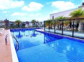 Apartamento Le Quartier - no centro, dois quartos, wi-fi, garagem, piscina, ar-condicionado, jacuzzi, sauna, etc，位于尤西德福拉的宠物友好酒店