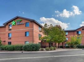Extended Stay America Select Suites - Denver - Tech Center South，位于森特尼尔的酒店