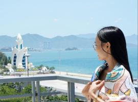 Dubai Nha Trang Hotel managed by HT，位于芽庄的酒店