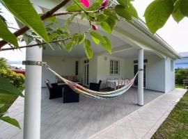 Casa Tropical · T3 Calme & Spacieux，位于勒拉芒坦的乡村别墅