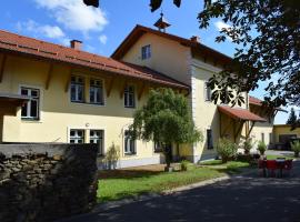 Zámeček nad Běleckým Mlýnem，位于Hluchov的酒店