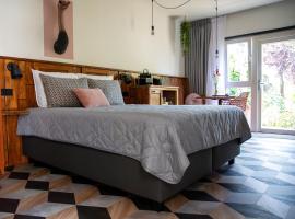 B&B Joli met privé wellness，位于韦默尔丁厄的酒店