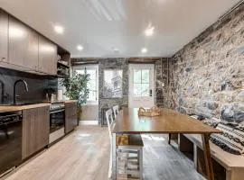 North House - Beautiful Vieux 2 Bedroom Apt