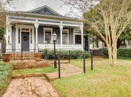 Comfy Central Natchez Hideaway Walk to Dtwn!，位于纳奇兹的酒店