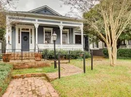 Comfy Central Natchez Hideaway Walk to Dtwn!