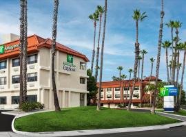 Holiday Inn Express La Mesa Near SDSU, an IHG Hotel，位于拉米萨的酒店