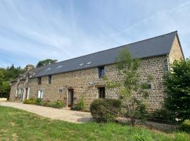 La Detourbe holiday Gite，位于Beauvain的酒店