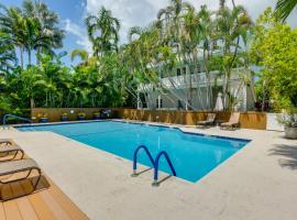 Breezy Key West First-Floor Condo with Pool Access，位于基韦斯特的酒店