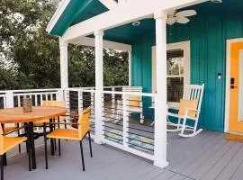 The Little Getaway-Sleeps 4, Firepit, Pet friendly