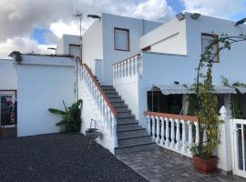 casa luis，位于科斯塔德安提瓜的住宿