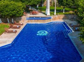 洛马皇家酒店，位于塔帕丘拉的酒店