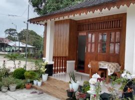 Homestay Suryati Tanjong Tinggi，位于Pasarbaru的度假短租房
