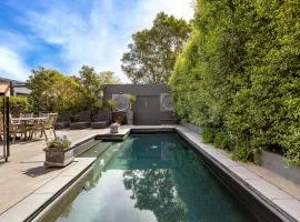 Secluded Luxury on Tower Hill