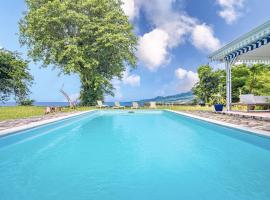 Villa du Morne d'Orange - Grande piscine, vue exceptionnelle sur St Pierre, plage à 5min，位于Saint-Pierre的酒店