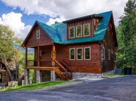 Bear Tracks Lodge cabin