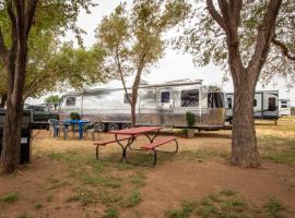 Big Texan Airstream，位于阿马里洛的宾馆