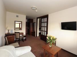 Hotel Kormoran，位于Mierki的酒店