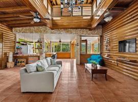 3 bed 2 bath W pool @ Juncos，位于Canovanas的酒店