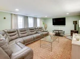 Great for Families Waterville Retreat with Yard!