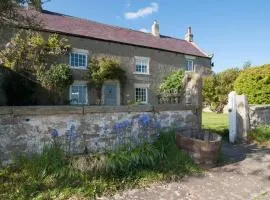 East Ayrlow Banks