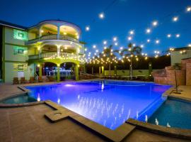 Midas Belize，位于圣伊格纳西奥的带泳池的酒店